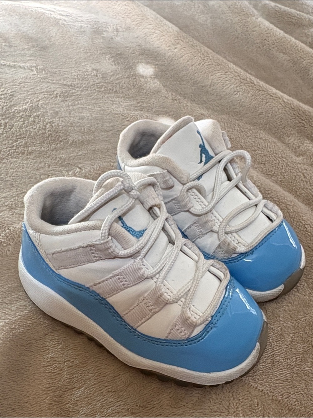 Retro 11 low